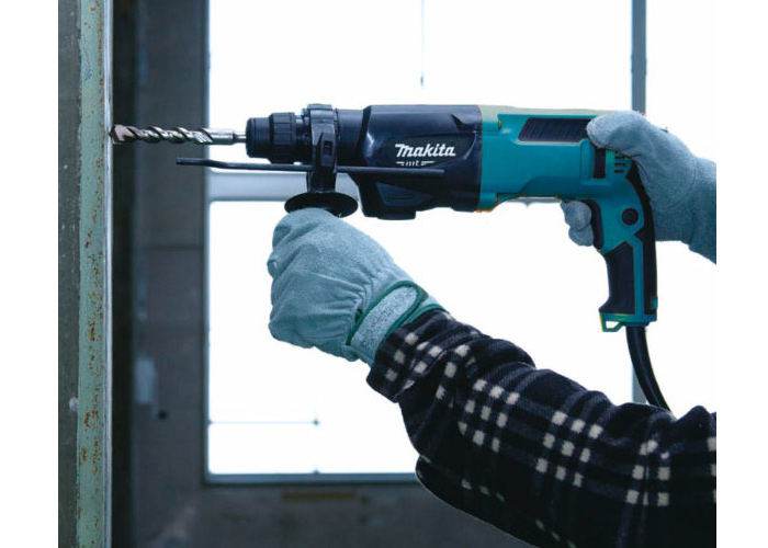 Перфоратор MAKITA M8700B
