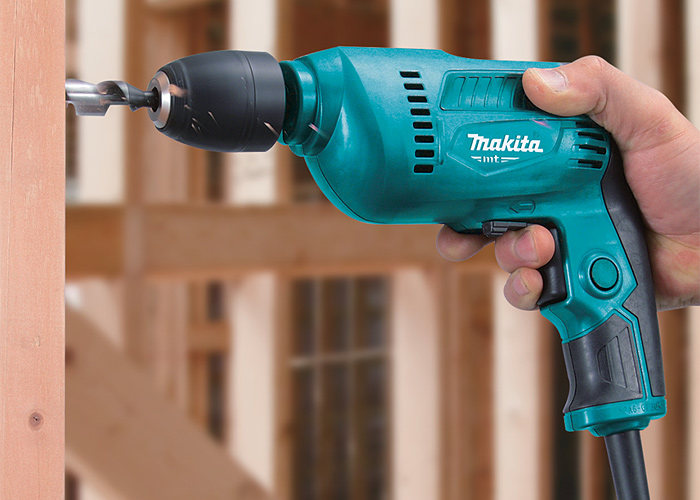 Дрель MAKITA M6002B