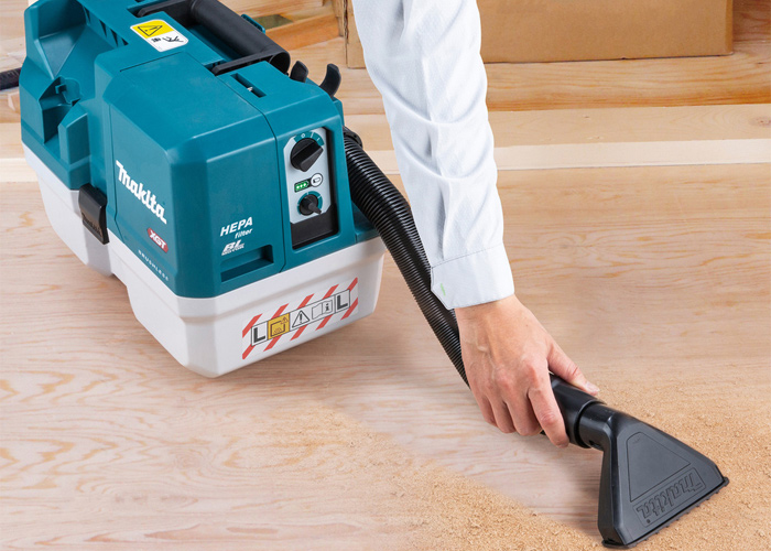 Аккумуляторный пылесос XGT MAKITA VC014GLZ