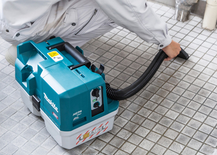 Аккумуляторный пылесос XGT MAKITA VC014GLZ