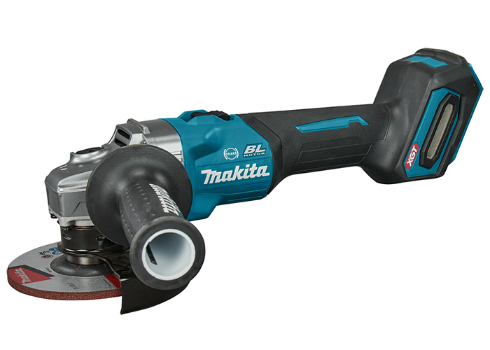 Аккумуляторная болгарка XGT MAKITA GA005GZ