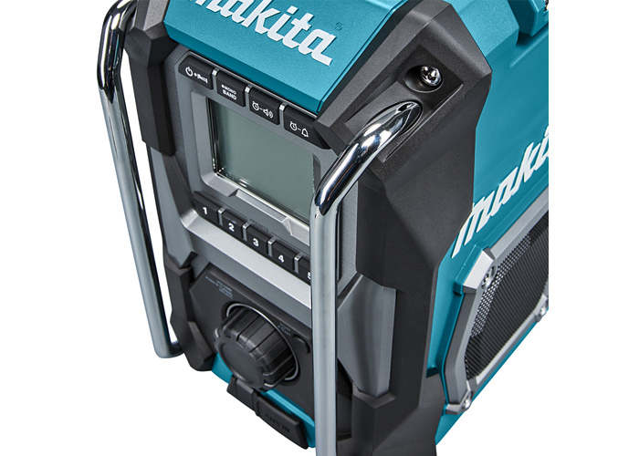 Аккумуляторный радиоприемник MAKITA MR001GZ