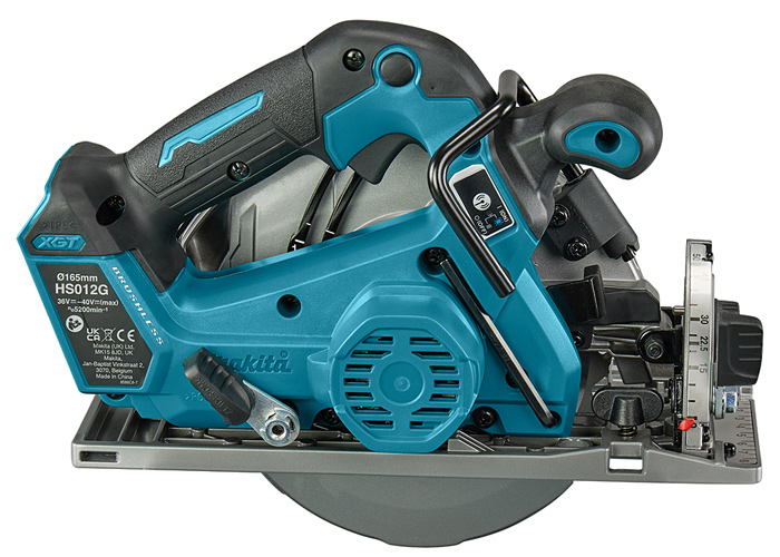 Аккумуляторная дисковая пила XGT MAKITA HS012GZ