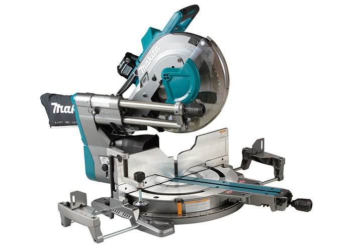 Аккумуляторная торцовочная пила XGT MAKITA LS003GZ01