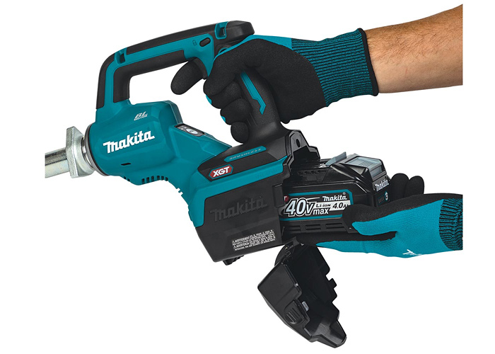 Аккумуляторный виброуплотнитель для бетона XGT MAKITA VR003GZ