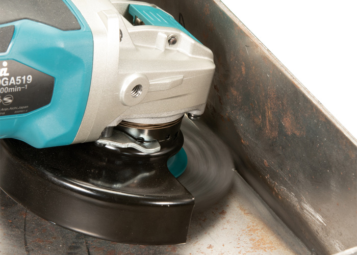Дискова щітка з гофрованим дротом MAKITA D-73427